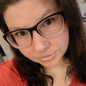 Meet your Posher, Suzy